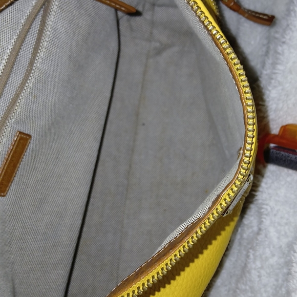 Dooney&bourke purse - Picture 3 of 5